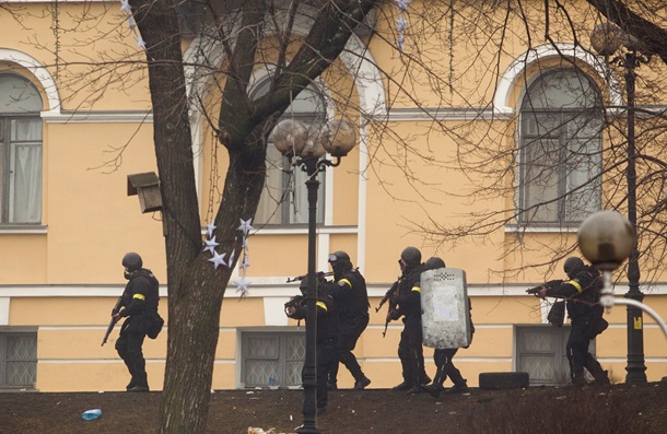 Снайперы во время наступления евромайдановцев