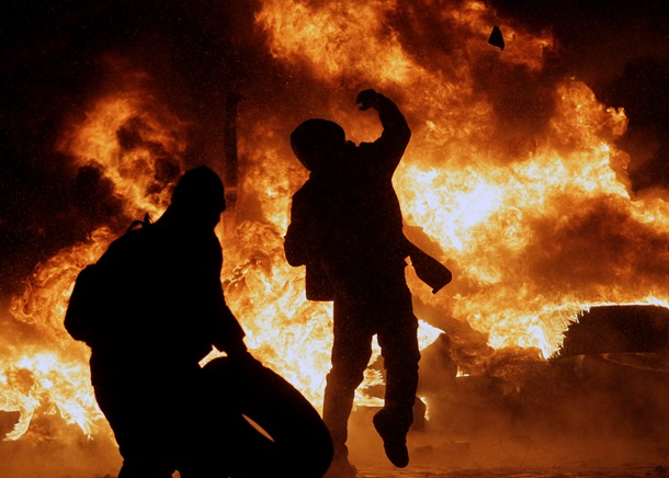 Пятый день противостояния на Грушевского. Фото-видерепортажи 23 января