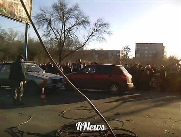 В Константиновке бронемашина создала ДТП - погиб ребенок В Константиновке бронемашина создала ДТП - погиб ребенок