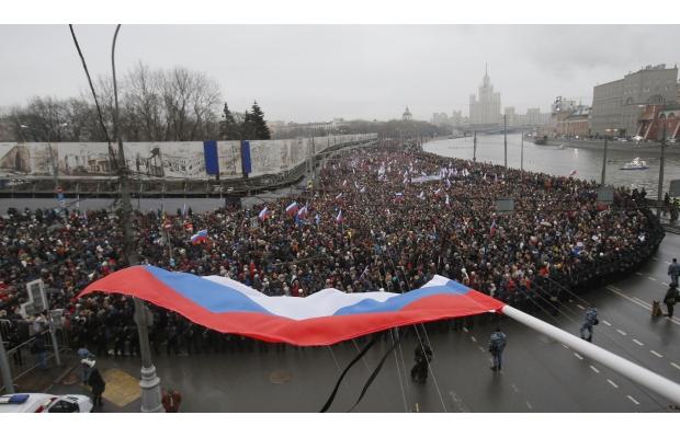 В марше памяти Бориса Немцова в Москве приняли участие более 50 тысяч человек. ФОТОрепортаж