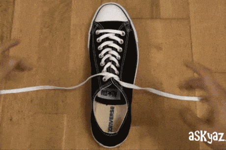 Вот как нужно завязывать шнурки