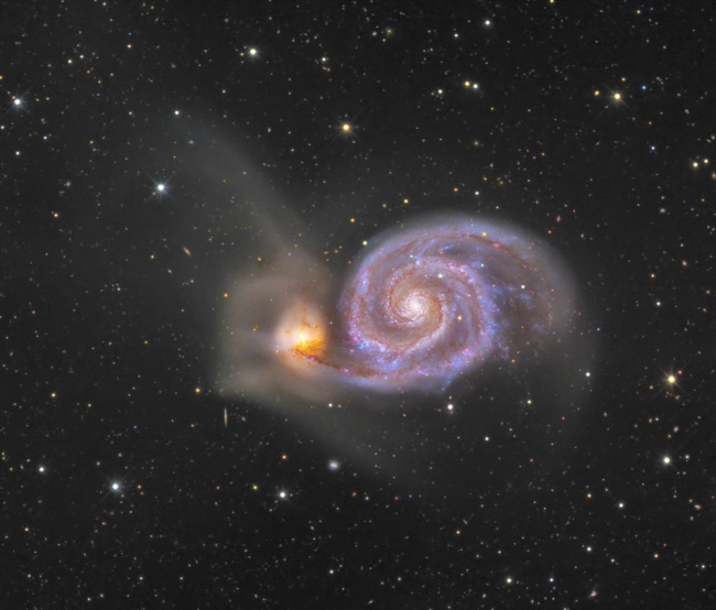 NGC 5194 - 25-летие телескопа Хаббл: лучшие фото космоса