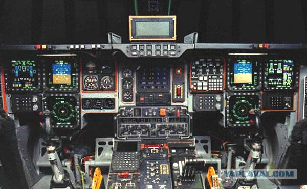 B-2A СПИРИТ - Фото из кабин разных самолетов/вертолётов