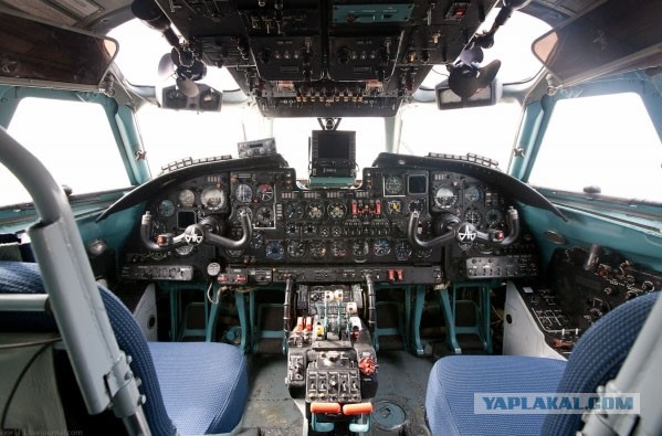 Ан-24 (по кодификации НАТО: Coke — «Кокс») - Фото из кабин разных самолетов/вертолётов