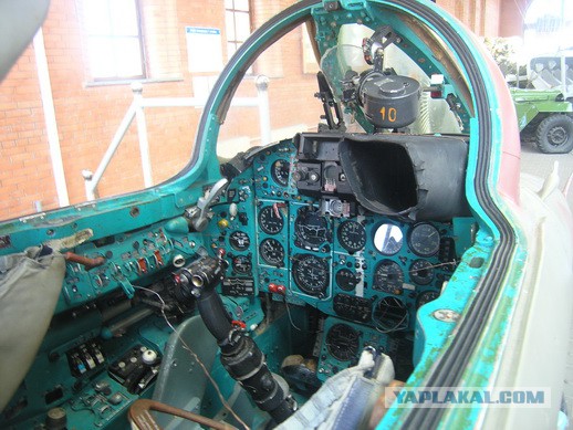 Су-25 (изделие «Т-8», по кодификации НАТО: Frogfoot — «Лягушачья лапка») - Фото из кабин разных самолетов/вертолётов