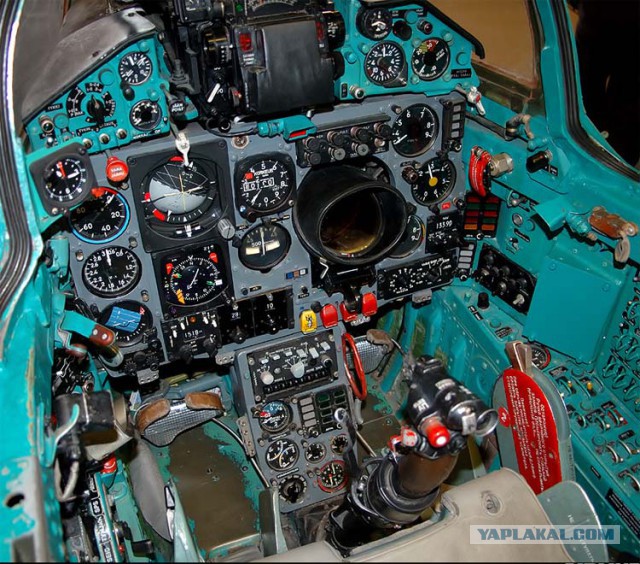 МиГ-21 - Фото из кабин разных самолетов/вертолётов