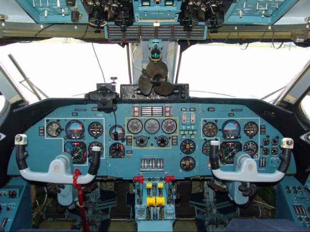 Ан-28 - Фото из кабин разных самолетов/вертолётов