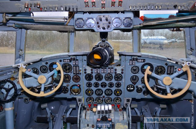 Ил-20М - Фото из кабин разных самолетов/вертолётов