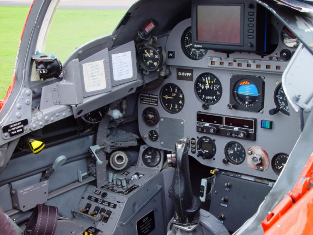 Hawker Siddeley Gnat T1 - Фото из кабин разных самолетов/вертолётов