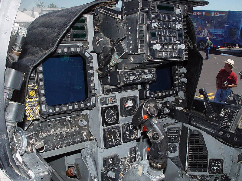AV-8B Harrier II - Фото из кабин разной техники