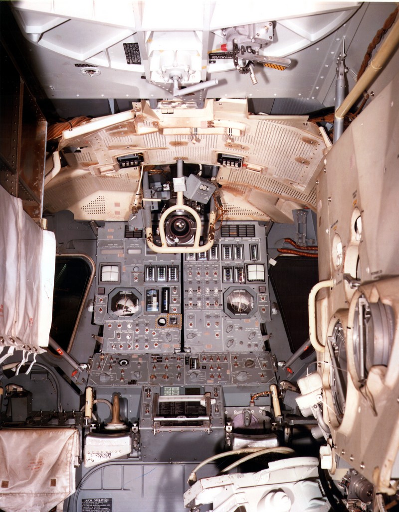 Apollo Lunar Module - Фото из кабин разной техники