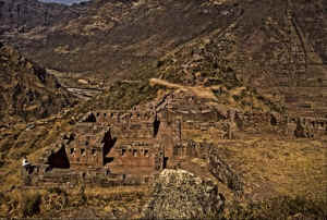 Руины древнего города в Перу.