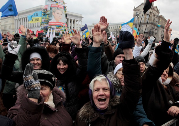 Народное вече. Фото ключевых событий Евромайдана 10-12 января Народное вече. Фото ключевых событий Евромайдана 10-12 января