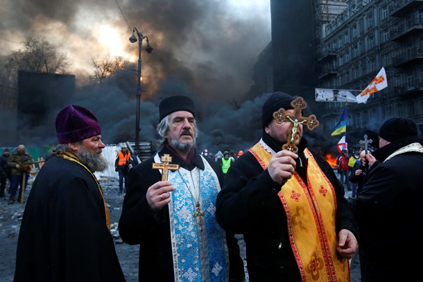 Пятый день противостояния на Грушевского. Фото-видерепортажи 23 января Пятый день противостояния на Грушевского. Фото-видерепортажи 23 января