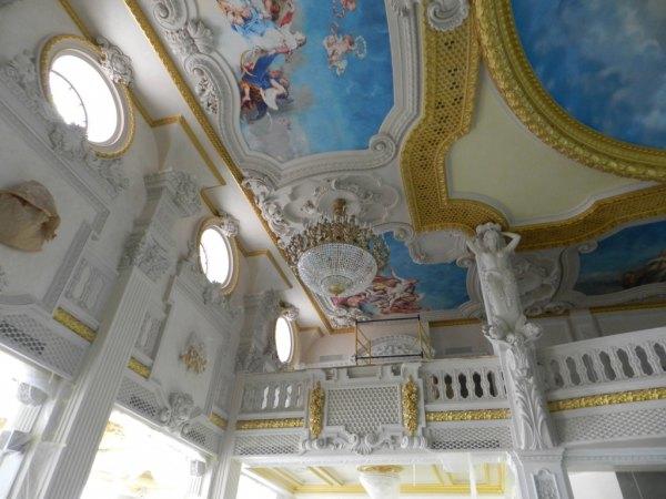 Межигорье отдыхает: Дом в Конча-Заспе, который строил Юра Енакиевский для Семьи. ФОТОрепортаж Межигорье отдыхает: Дом в Конча-Заспе, который строил Юра Енакиевский для Семьи. ФОТОрепортаж